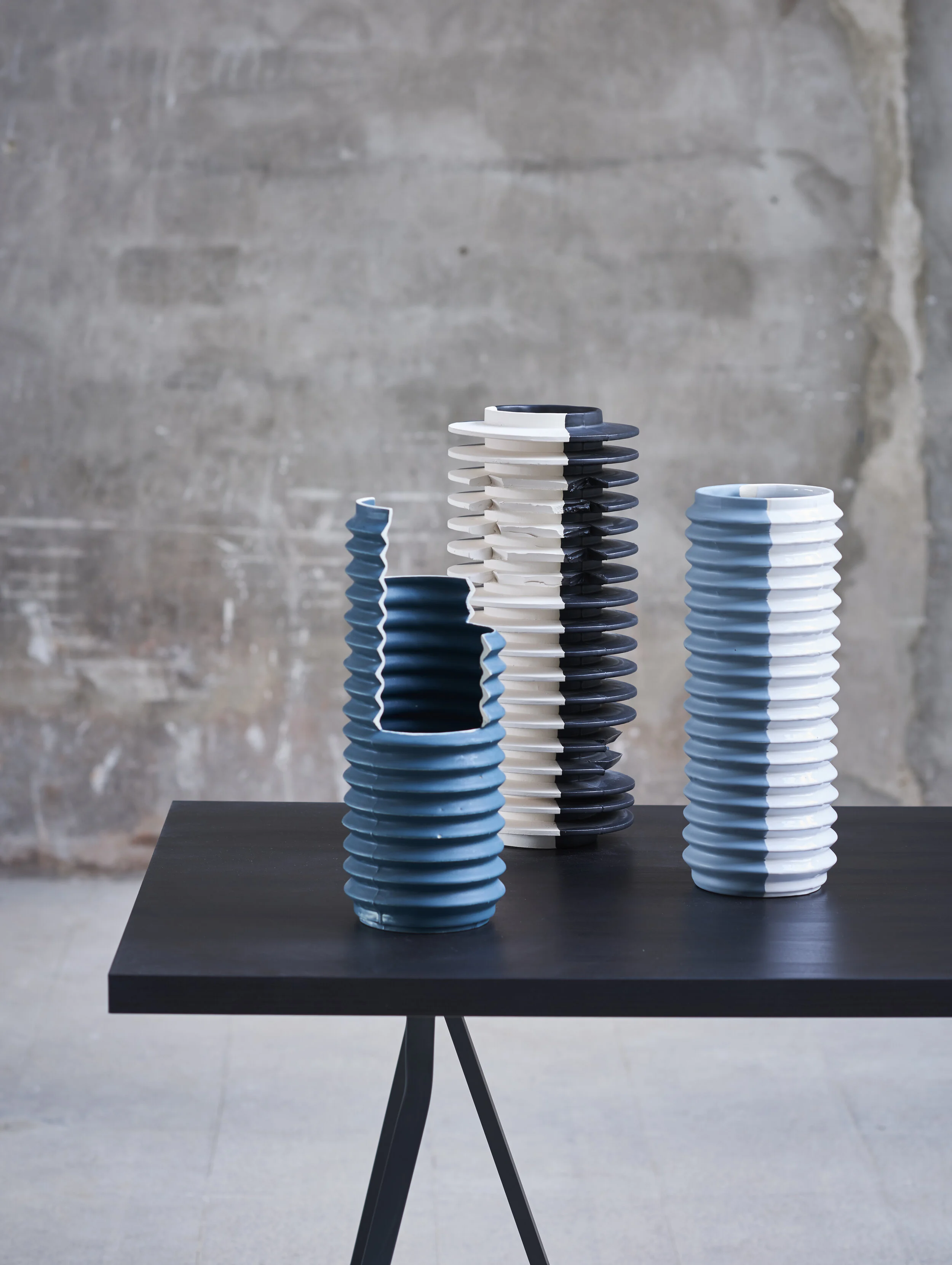 Insulator Vases for Cor Unum ブラック 【公式通販】